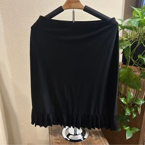 Susan Lawrence Black Pleated Hem Skirt